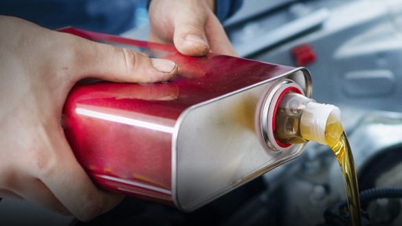 WYMIANA OLEJU SILNIKOWEGO W BMW I MINI